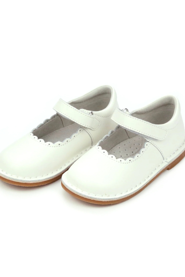 l'amour Caitlin Scalloped Mary Jane