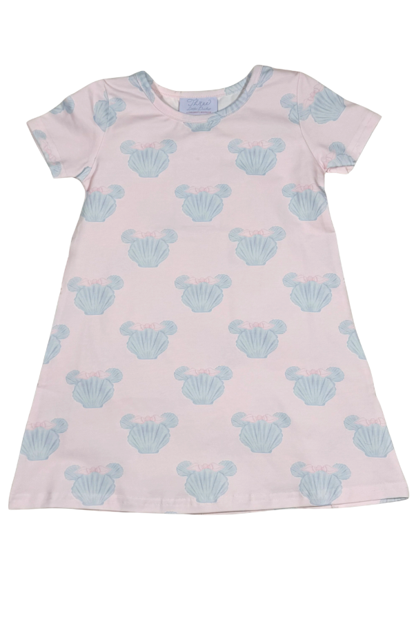 three little ducks Charlotte Play Dress magic on the shoreline